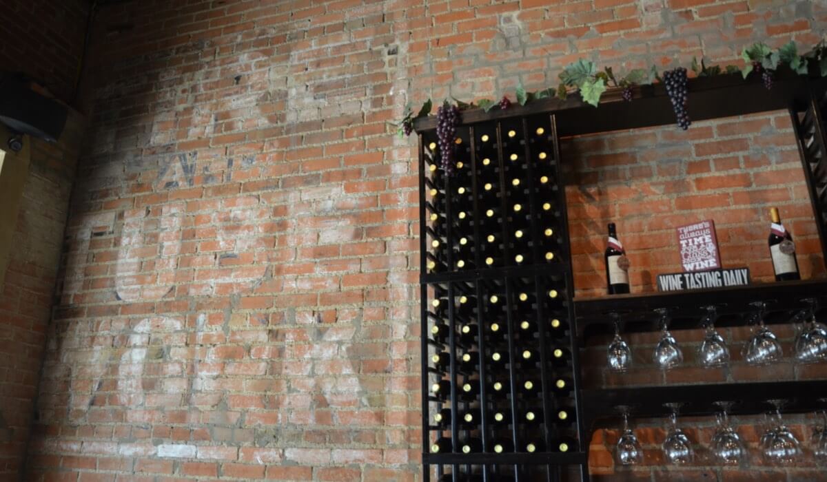 Tire and Lube Work wall